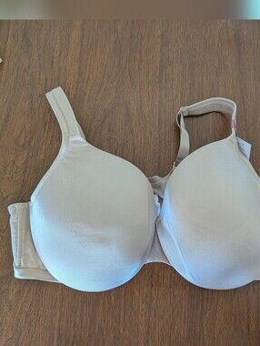 Cacique The Modern Collection 46D Full Coverage Invisible Backsmooth Beige Bra
